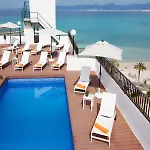 哇啦海滩酒店