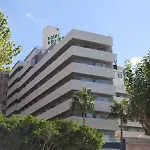 哇啦海滩酒店 酒店