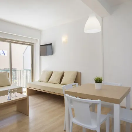 Whala!beach El Arenal (Mallorca)