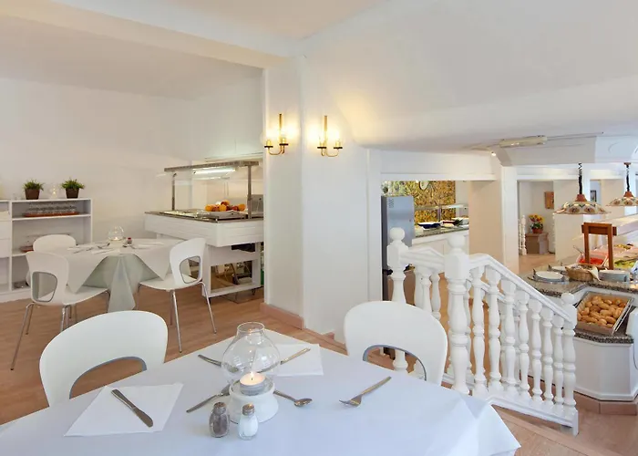 Whala!beach Hotel 3*