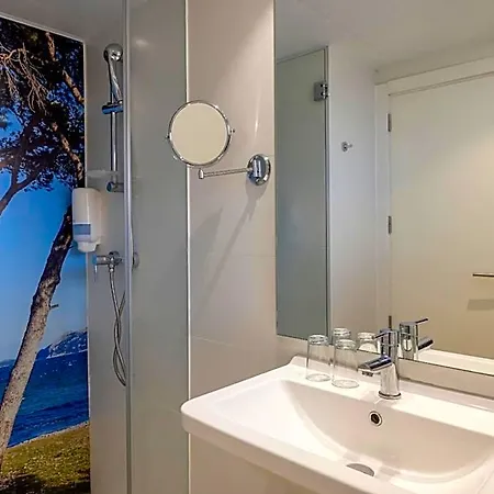 Whala!beach Hotel